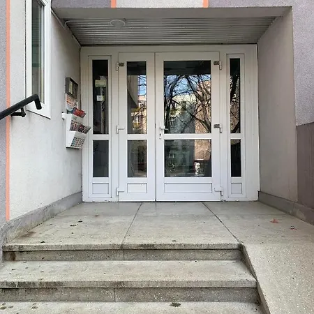 Sweet-home Erkélyes *
